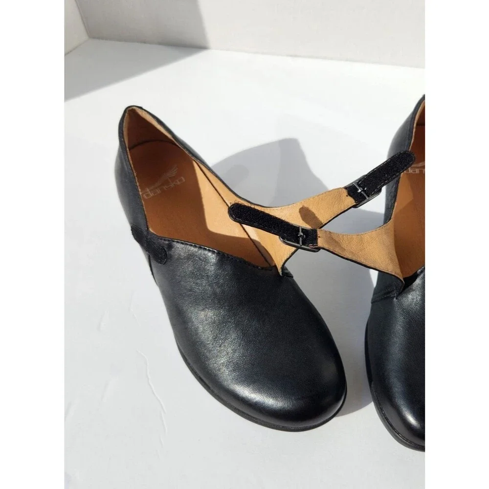 Dansko Marisa Black Leather Wedge Womens Size 39 US 8.5 - 9 Slip-on Comfort